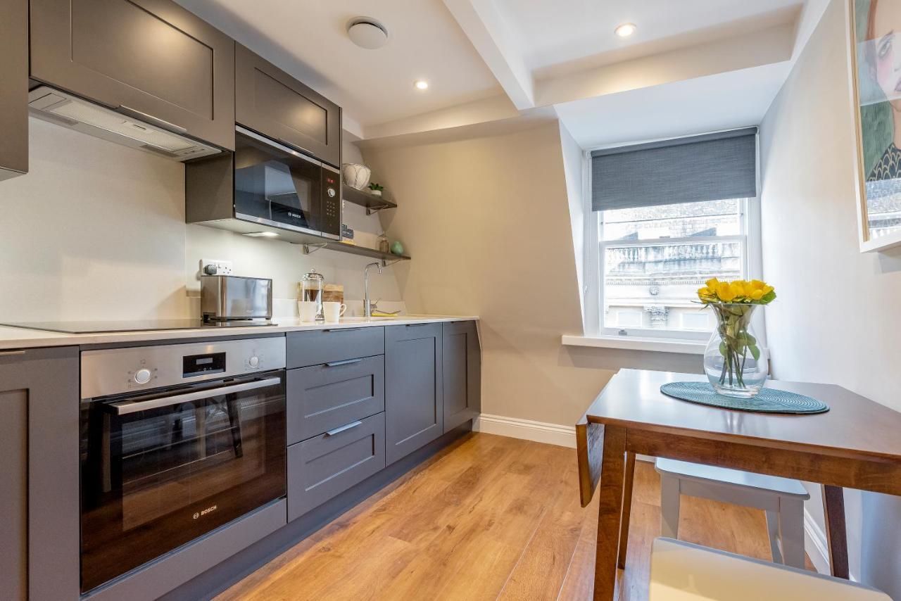Stunning & Central Milsom Street Apartment Bath Extérieur photo