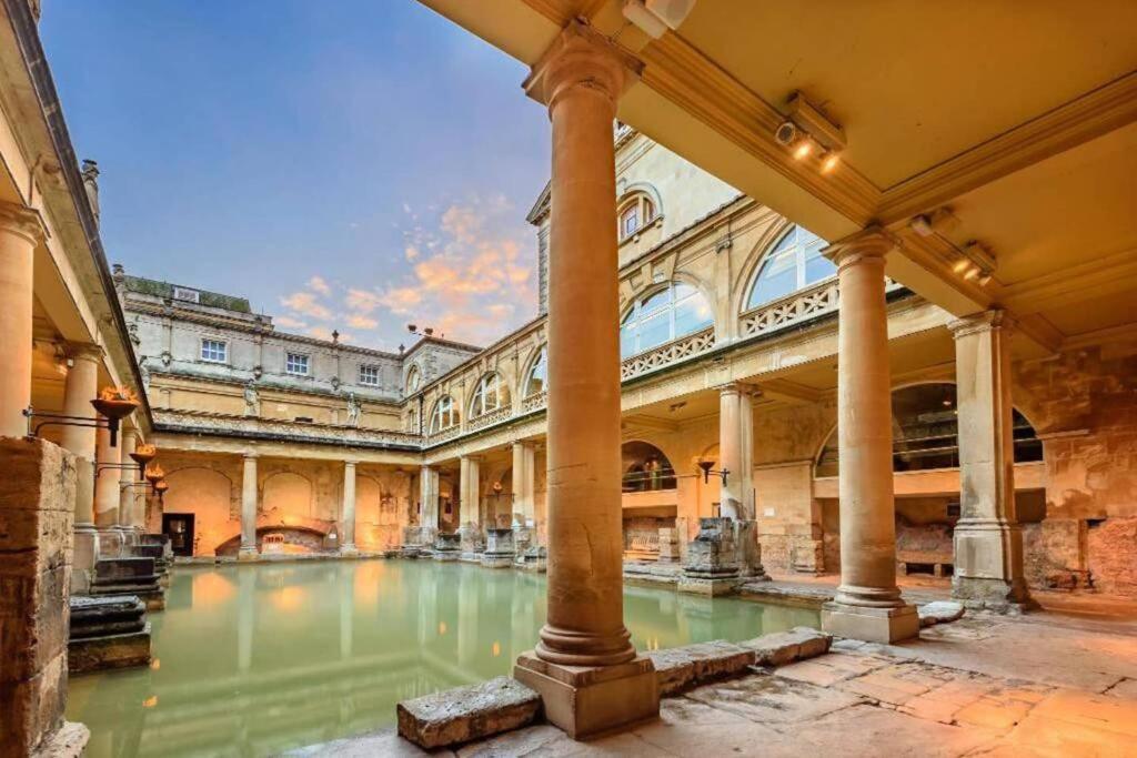 Stunning & Central Milsom Street Apartment Bath Extérieur photo